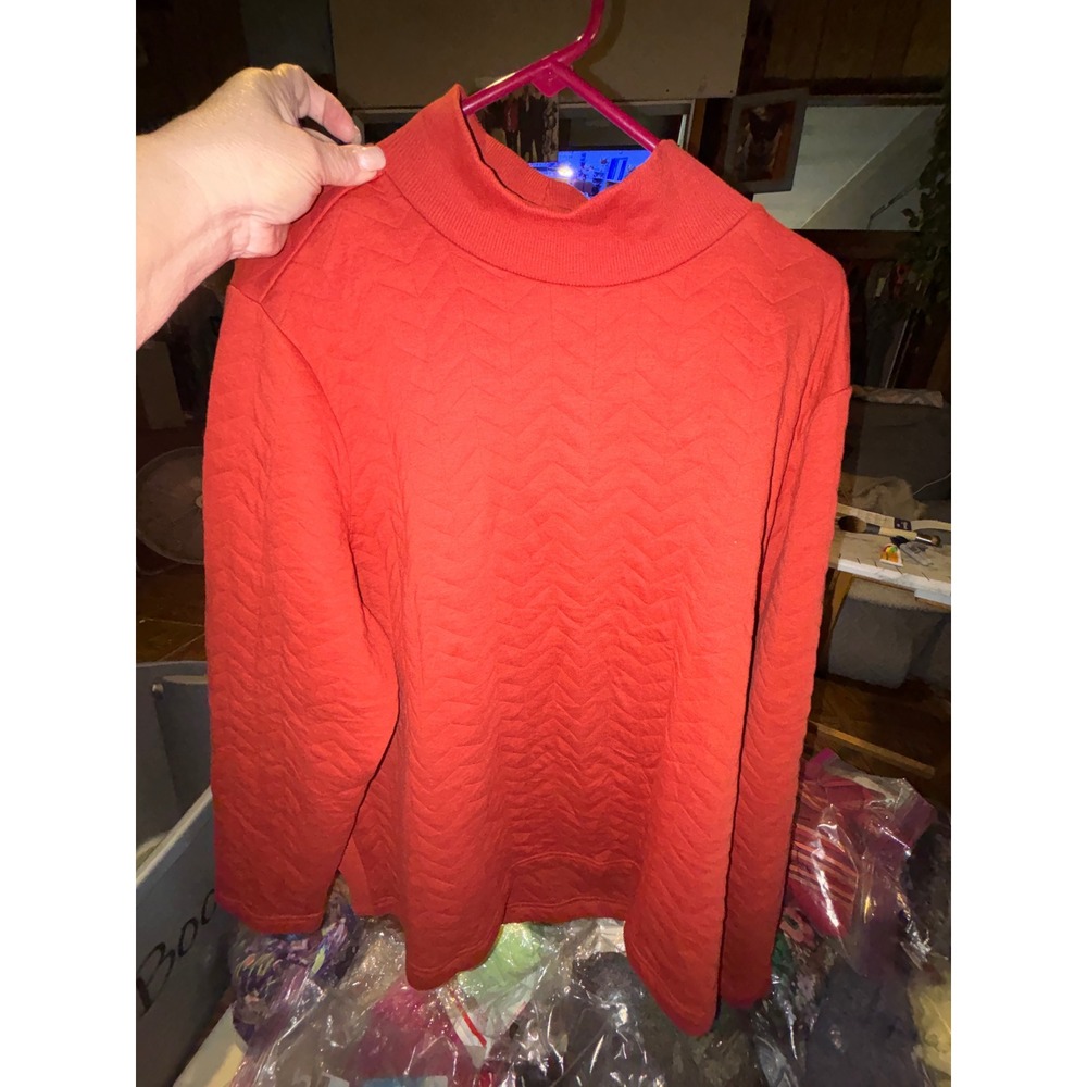 St. Johns Bay Women 2X Red Quilted Chevron Mock Neck Long Sleeve Pullover Top